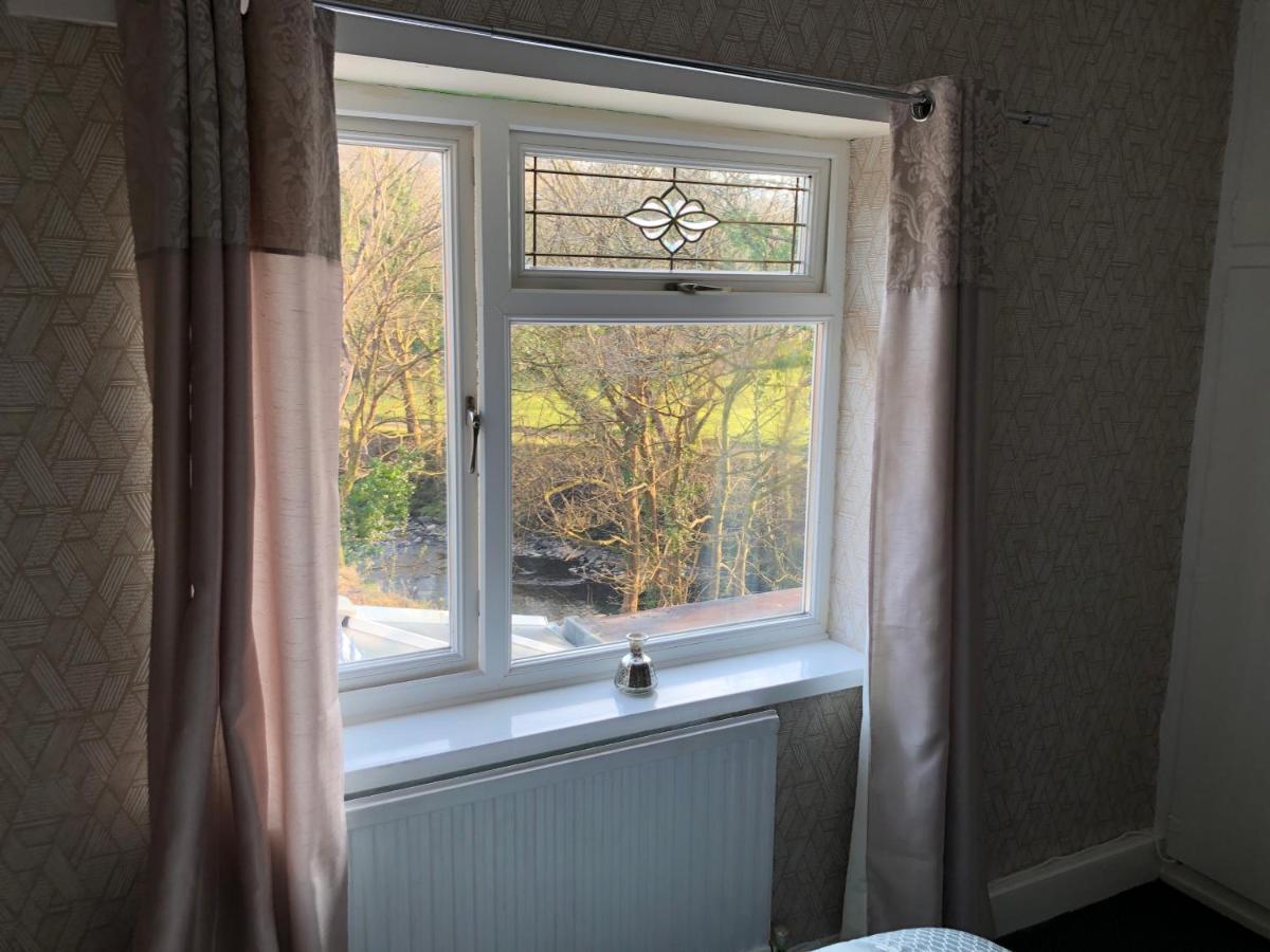 3-Bed House Waterfall Country Brecon Beacons Pontneddfechan エクステリア 写真