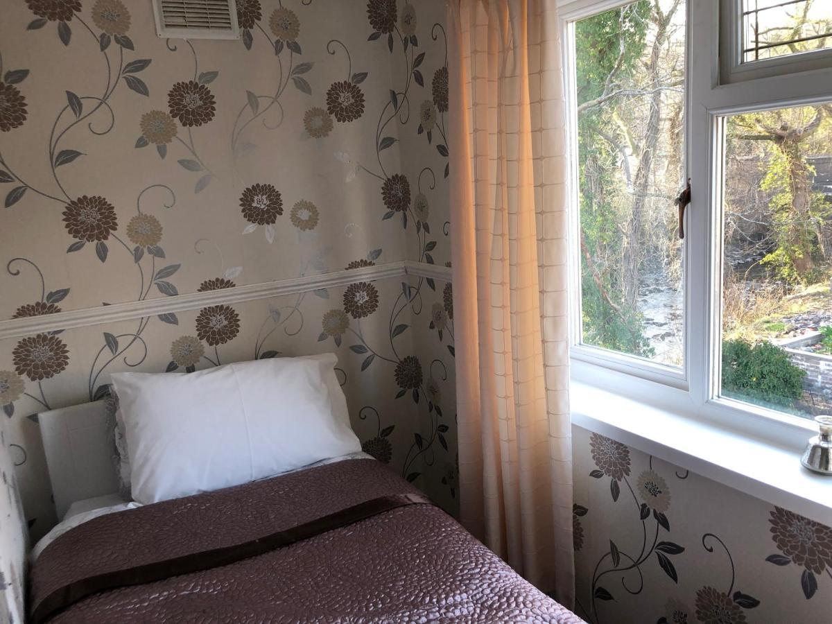 3-Bed House Waterfall Country Brecon Beacons Pontneddfechan エクステリア 写真